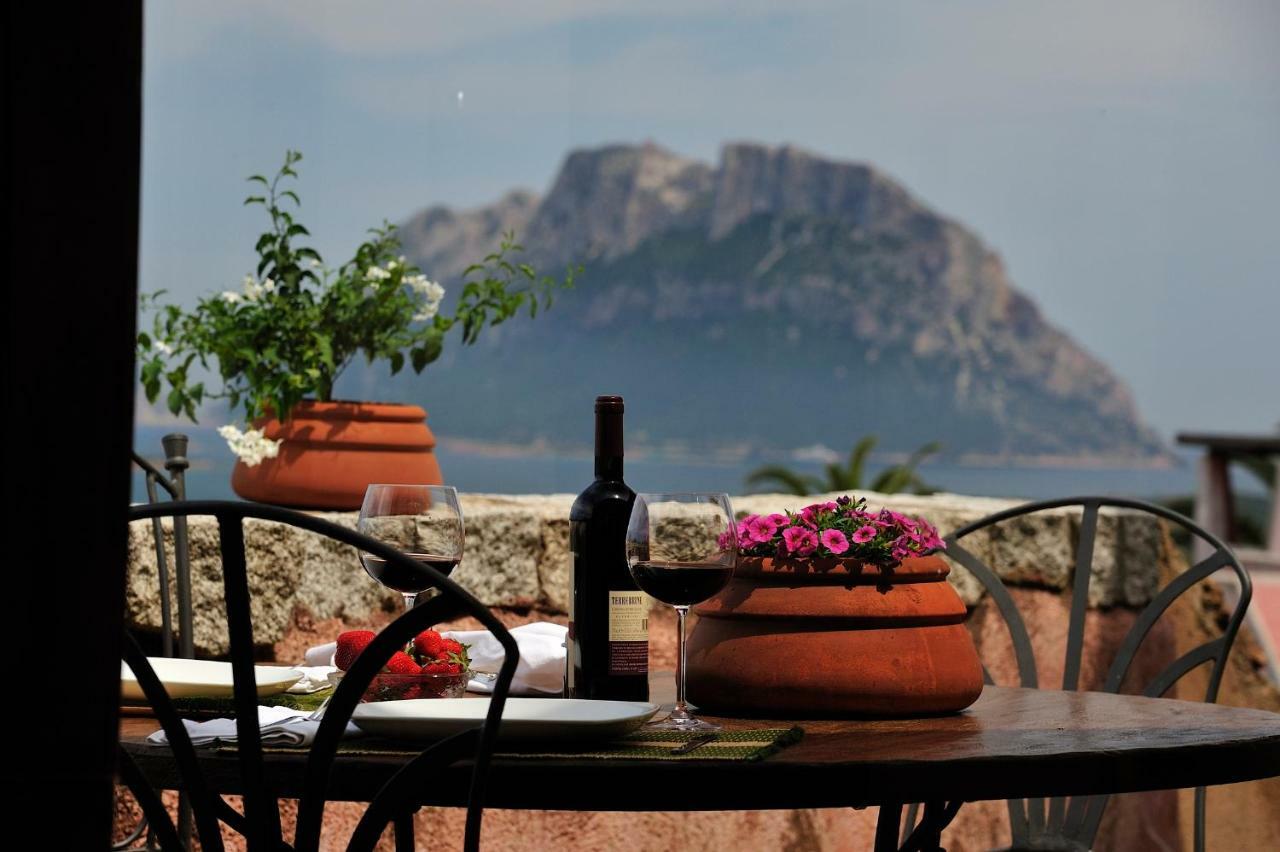 Residence L'Ea Di Lavru - Appartamenti Mono-Bilo-Trilocali Порто-Сан-Паоло Экстерьер фото