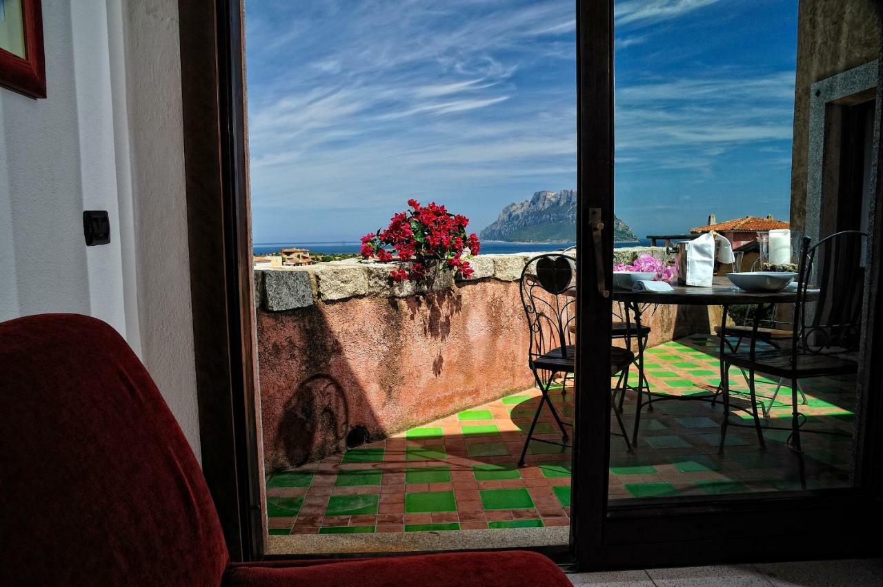 Residence L'Ea Di Lavru - Appartamenti Mono-Bilo-Trilocali Порто-Сан-Паоло Экстерьер фото