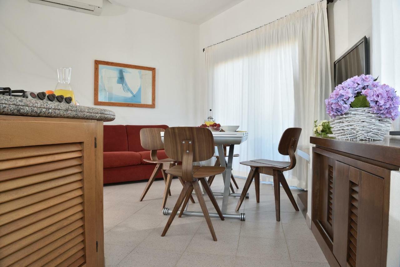Residence L'Ea Di Lavru - Appartamenti Mono-Bilo-Trilocali Порто-Сан-Паоло Экстерьер фото