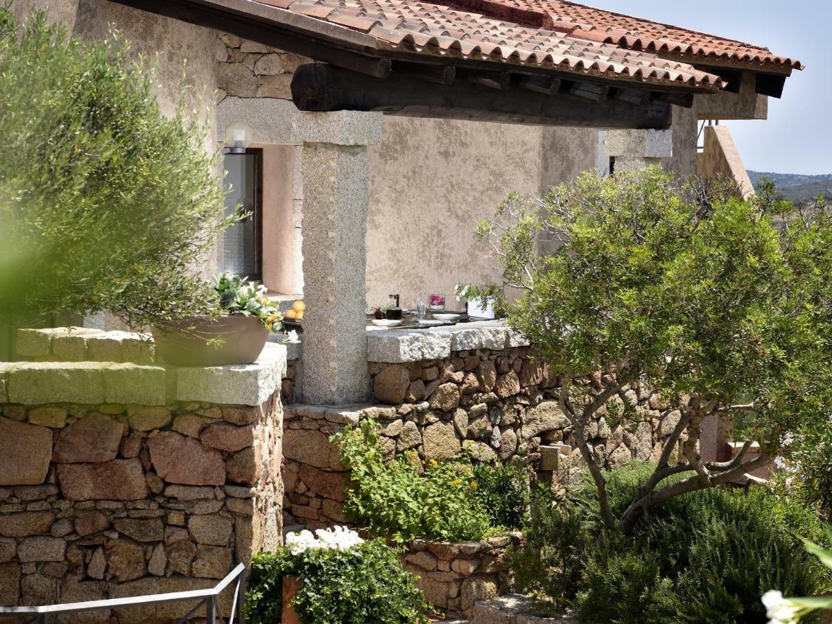 Residence L'Ea Di Lavru - Appartamenti Mono-Bilo-Trilocali Порто-Сан-Паоло Экстерьер фото